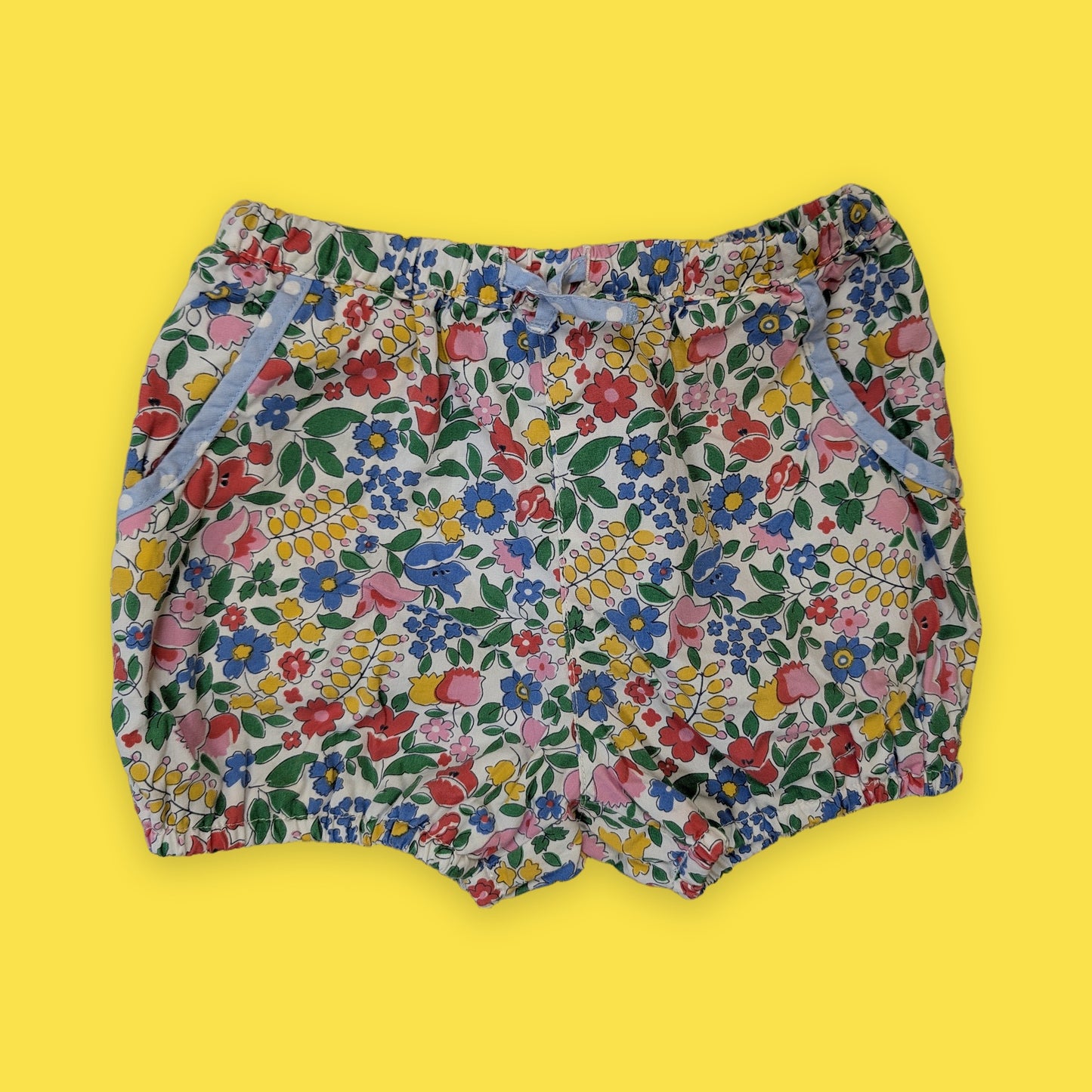 Shorts Blümchen