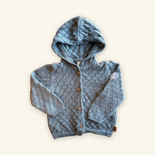 Strickjacke mit Kapuze